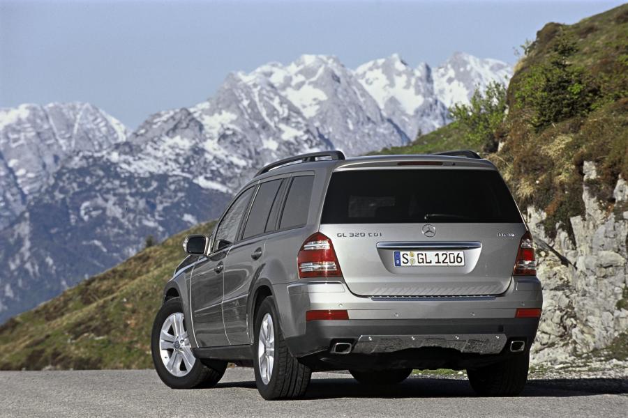  Mercedes-Benz GL-Class 2007 года  (фото 35 из 247)